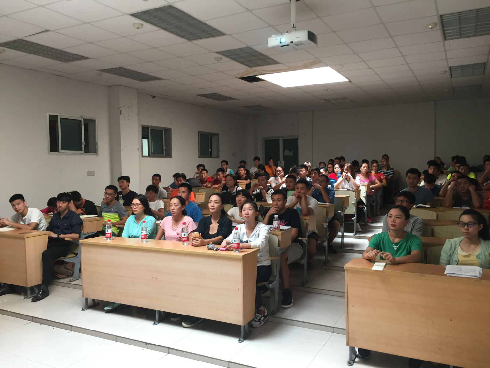 1474770769862959.jpg 1474770769862959.jpg